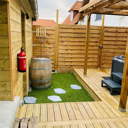 Holiday home Nuits Secretes Ecuires