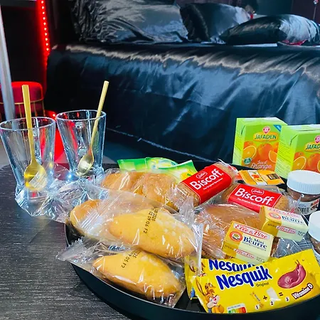 Nuits Secretes Ecuires